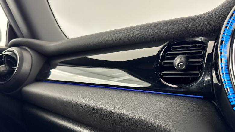 MINI Hatchback 1.5 Cooper Sport 3dr Petrol Hatchback